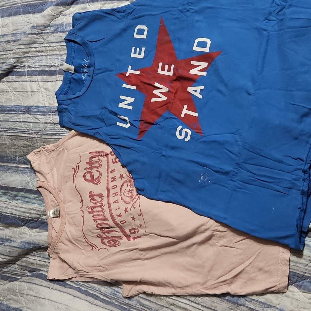 Muscle shirts